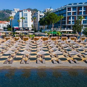https://hotel-caprea.aegeanhotels.net
